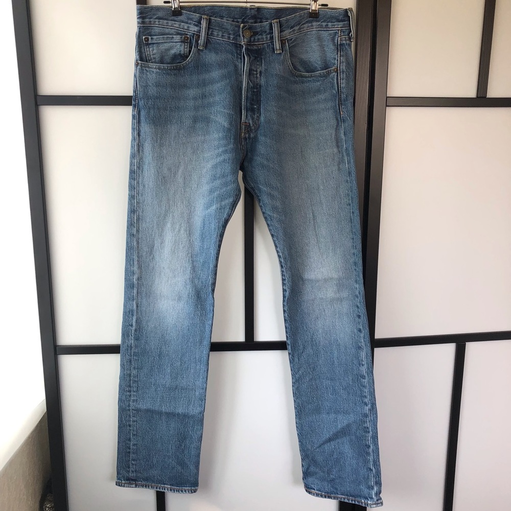 Levi’s 501 “The Ben” straight leg jeans